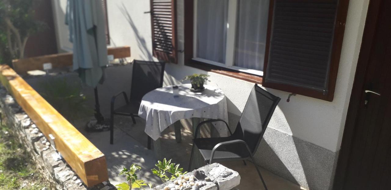 פורץ Apartments Villa Anton מראה חיצוני תמונה